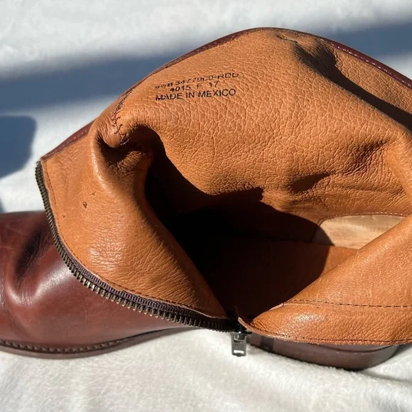 🤎Frye boots! Soft, sturdy, so stylish. - Picture 13 of 16